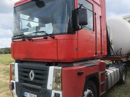 Красный Рено Магнум, объемом двигателя 12.8 л и пробегом 1 тыс. км за 7500 $, фото 1 на Automoto.ua