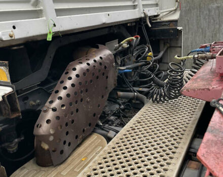 Рено Магнум, объемом двигателя 12.6 л и пробегом 300 тыс. км за 11000 $, фото 3 на Automoto.ua