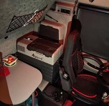 Рено Магнум 2011 в Николаеве на Automoto.ua Рено Магнум, объемом двигателя 12.78 л и пробегом 1 тыс. км за 12999 $, фото 13 на Automoto.ua