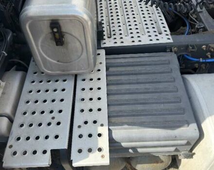 Рено Магнум 2011 в Николаеве на Automoto.ua Рено Магнум, объемом двигателя 12.78 л и пробегом 1 тыс. км за 12999 $, фото 10 на Automoto.ua