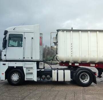 Рено Магнум 2011 в Николаеве на Automoto.ua Рено Магнум, объемом двигателя 12.78 л и пробегом 1 тыс. км за 12999 $, фото 2 на Automoto.ua