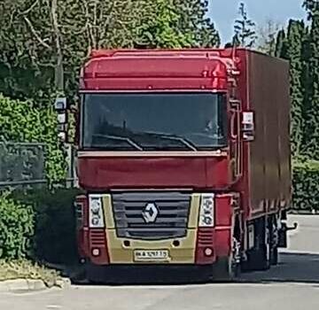 Рено Магнум, объемом двигателя 12.9 л и пробегом 10 тыс. км за 18500 $, фото 1 на Automoto.ua