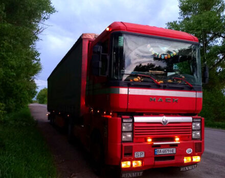 Рено Магнум, об'ємом двигуна 12.8 л та пробігом 968 тис. км за 4500 $, фото 6 на Automoto.ua