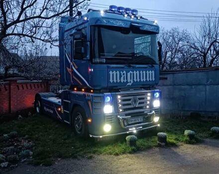 Рено Магнум, объемом двигателя 12.8 л и пробегом 1 тыс. км за 10000 $, фото 6 на Automoto.ua