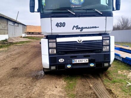 Рено Магнум, объемом двигателя 12 л и пробегом 0 тыс. км за 4000 $, фото 1 на Automoto.ua