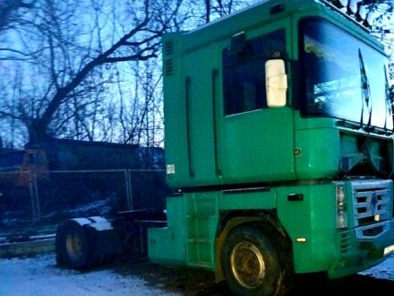 Рено Магнум 2001 у Глухове на Automoto.ua Рено Магнум, об'ємом двигуна 10.4 л та пробігом 0 тис. км за 5000 $, фото 1 на Automoto.ua