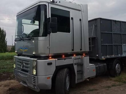Рено Магнум 2003 у Миколаєві на Automoto.ua Рено Магнум, об'ємом двигуна 0 л та пробігом 2 тис. км за 5000 $, фото 1 на Automoto.ua