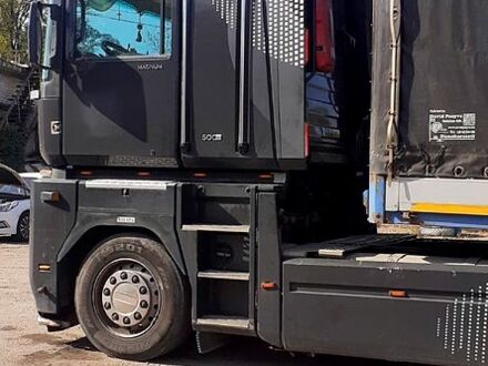 Рено Магнум, объемом двигателя 15 л и пробегом 1000 тыс. км за 17000 $, фото 1 на Automoto.ua