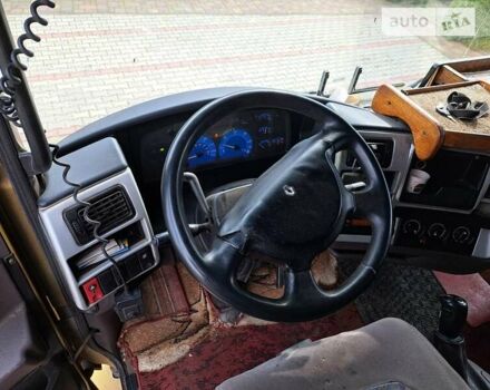 Желтый Рено Магнум, объемом двигателя 11.93 л и пробегом 850 тыс. км за 8865 $, фото 5 на Automoto.ua