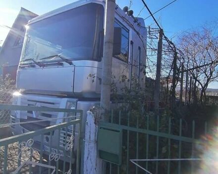 Рено Магнум 2002 в Березовке на Automoto.ua Серый Рено Магнум, объемом двигателя 11.9 л и пробегом 10 тыс. км за 6000 $, фото 1 на Automoto.ua