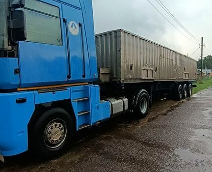 Синій Рено Магнум, об'ємом двигуна 12 л та пробігом 555 тис. км за 10000 $, фото 5 на Automoto.ua