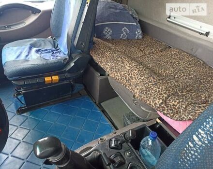 Синий Рено Магнум, объемом двигателя 12.6 л и пробегом 1000 тыс. км за 5200 $, фото 4 на Automoto.ua