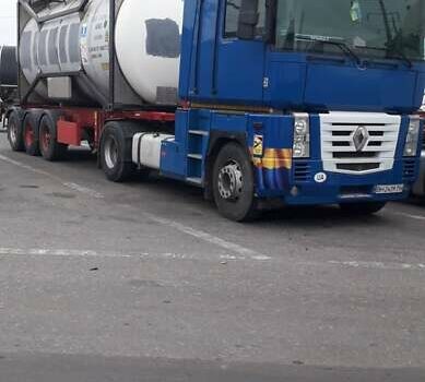 Синий Рено Магнум, объемом двигателя 11.93 л и пробегом 10 тыс. км за 8100 $, фото 7 на Automoto.ua