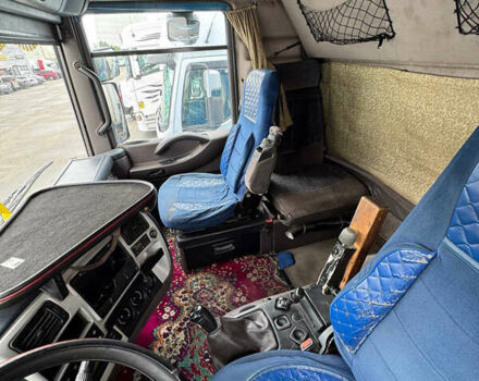 Синий Рено Магнум, объемом двигателя 11.93 л и пробегом 999 тыс. км за 7500 $, фото 4 на Automoto.ua