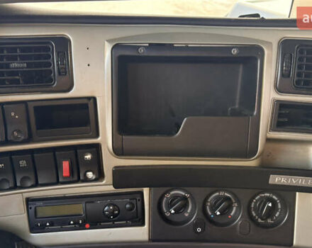 Синий Рено Магнум, объемом двигателя 12.9 л и пробегом 1000 тыс. км за 10000 $, фото 11 на Automoto.ua