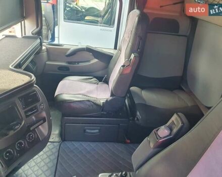 Синій Рено Магнум, об'ємом двигуна 12.8 л та пробігом 994 тис. км за 16500 $, фото 10 на Automoto.ua