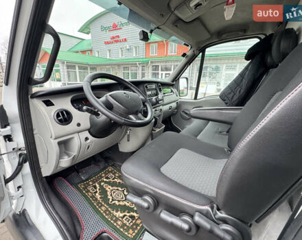 Белый Рено Mascott, объемом двигателя 2.95 л и пробегом 500 тыс. км за 17950 $, фото 53 на Automoto.ua