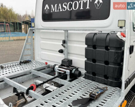 Белый Рено Mascott, объемом двигателя 2.95 л и пробегом 500 тыс. км за 17950 $, фото 22 на Automoto.ua