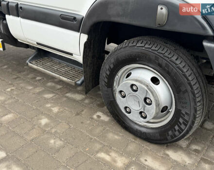 Белый Рено Mascott, объемом двигателя 2.95 л и пробегом 500 тыс. км за 17950 $, фото 27 на Automoto.ua