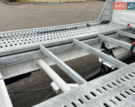 Белый Рено Mascott, объемом двигателя 2.95 л и пробегом 500 тыс. км за 17950 $, фото 21 на Automoto.ua