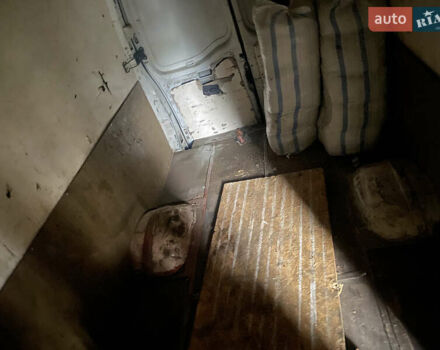 Белый Рено Mascott, объемом двигателя 2.8 л и пробегом 430 тыс. км за 6500 $, фото 4 на Automoto.ua