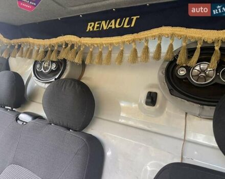 Білий Рено Mascott, об'ємом двигуна 3 л та пробігом 440 тис. км за 8500 $, фото 13 на Automoto.ua