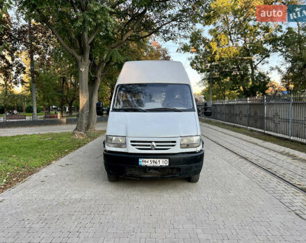 Белый Рено Mascott, объемом двигателя 2.8 л и пробегом 270 тыс. км за 8000 $, фото 13 на Automoto.ua