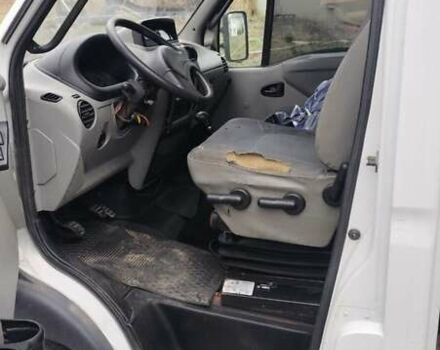 Белый Рено Mascott, объемом двигателя 2.8 л и пробегом 3 тыс. км за 9000 $, фото 3 на Automoto.ua