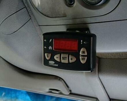 Білий Рено Mascott, об'ємом двигуна 2.95 л та пробігом 596 тис. км за 14300 $, фото 4 на Automoto.ua