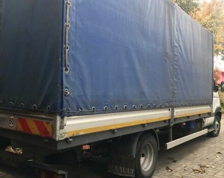 Белый Рено Mascott, объемом двигателя 2.8 л и пробегом 330 тыс. км за 8500 $, фото 2 на Automoto.ua