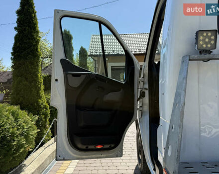 Білий Рено Мастєр, об'ємом двигуна 2.3 л та пробігом 200 тис. км за 12950 $, фото 30 на Automoto.ua