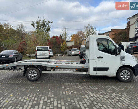 Рено Мастер 2013 в Луцке на Automoto.ua Белый Рено Мастер, объемом двигателя 2.3 л и пробегом 500 тыс. км за 12500 $, фото 4 на Automoto.ua