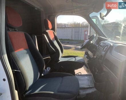 Белый Рено Мастер, объемом двигателя 2.3 л и пробегом 450 тыс. км за 9800 $, фото 13 на Automoto.ua