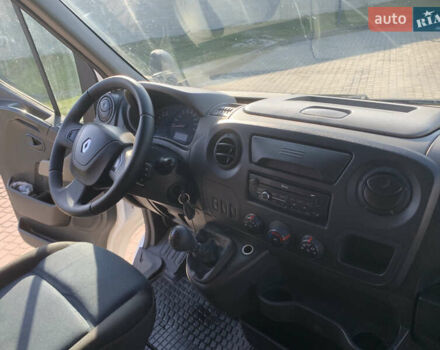 Белый Рено Мастер, объемом двигателя 2.3 л и пробегом 450 тыс. км за 9800 $, фото 11 на Automoto.ua