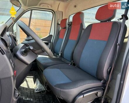 Белый Рено Мастер, объемом двигателя 2.3 л и пробегом 220 тыс. км за 16498 $, фото 18 на Automoto.ua