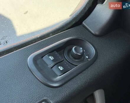 Белый Рено Мастер, объемом двигателя 2.3 л и пробегом 220 тыс. км за 16498 $, фото 23 на Automoto.ua