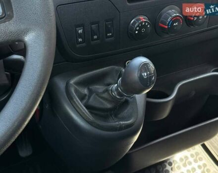 Белый Рено Мастер, объемом двигателя 2.3 л и пробегом 220 тыс. км за 16498 $, фото 30 на Automoto.ua