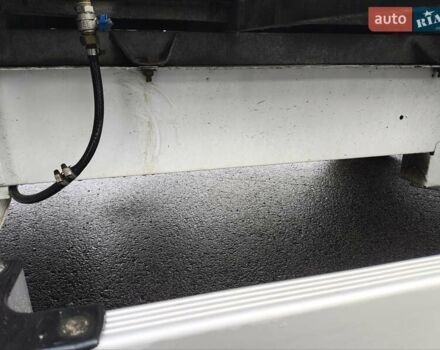 Белый Рено Мастер, объемом двигателя 2.3 л и пробегом 350 тыс. км за 17000 $, фото 37 на Automoto.ua