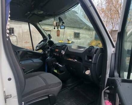 Рено Мастер 2016 в Ровно на Automoto.ua Белый Рено Мастер, объемом двигателя 2.3 л и пробегом 723 тыс. км за 16000 $, фото 3 на Automoto.ua