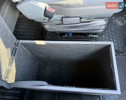 Білий Рено Мастєр, об'ємом двигуна 2.3 л та пробігом 304 тис. км за 17800 $, фото 49 на Automoto.ua