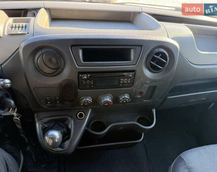 Білий Рено Мастєр, об'ємом двигуна 2.3 л та пробігом 304 тис. км за 17800 $, фото 53 на Automoto.ua