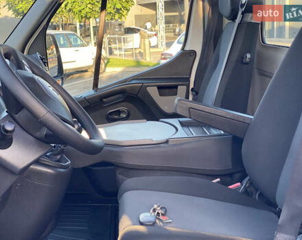 Білий Рено Мастєр, об'ємом двигуна 0 л та пробігом 182 тис. км за 25000 $, фото 61 на Automoto.ua