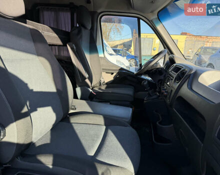 Білий Рено Мастєр, об'ємом двигуна 2.3 л та пробігом 304 тис. км за 17800 $, фото 47 на Automoto.ua