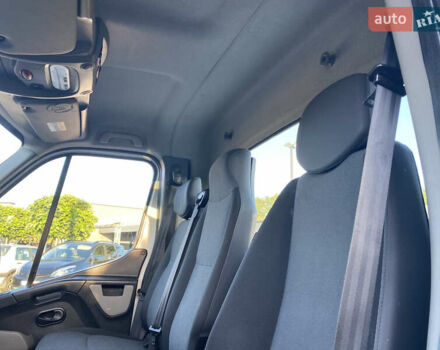 Білий Рено Мастєр, об'ємом двигуна 0 л та пробігом 182 тис. км за 25000 $, фото 11 на Automoto.ua