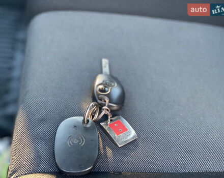 Білий Рено Мастєр, об'ємом двигуна 0 л та пробігом 182 тис. км за 25000 $, фото 59 на Automoto.ua