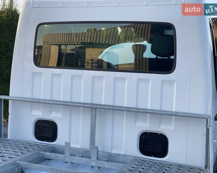 Білий Рено Мастєр, об'ємом двигуна 0 л та пробігом 182 тис. км за 25000 $, фото 56 на Automoto.ua