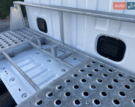 Білий Рено Мастєр, об'ємом двигуна 0 л та пробігом 182 тис. км за 25000 $, фото 41 на Automoto.ua