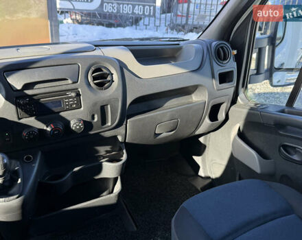 Белый Рено Мастер, объемом двигателя 2.3 л и пробегом 244 тыс. км за 17999 $, фото 20 на Automoto.ua