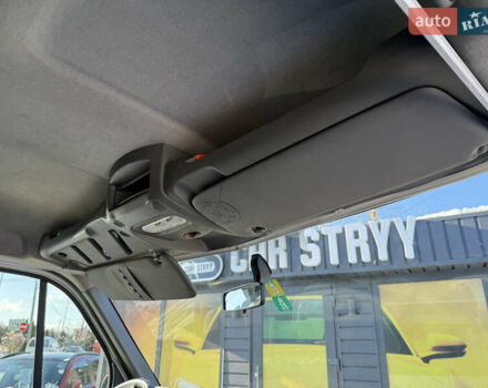 Белый Рено Мастер, объемом двигателя 2.3 л и пробегом 244 тыс. км за 17999 $, фото 16 на Automoto.ua