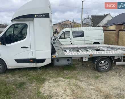 Белый Рено Мастер, объемом двигателя 2.3 л и пробегом 473 тыс. км за 21999 $, фото 2 на Automoto.ua